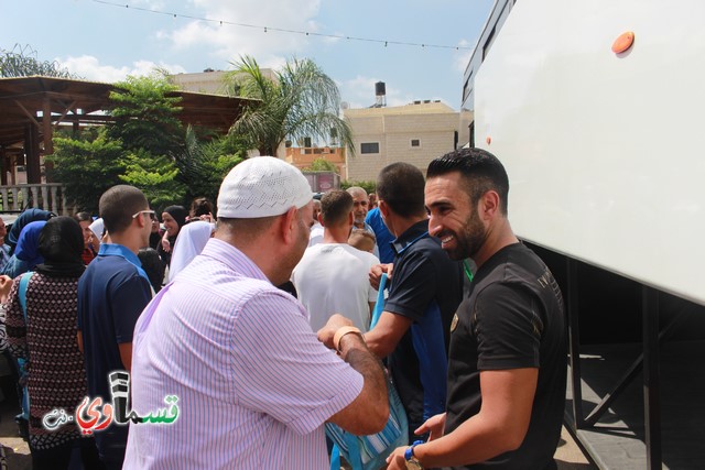 كفرقاسم -فيديو : حجا مبرور وسعيا مشكورا .. حجاج حافلة الحاج احمد الصوص تصل البلدة بسلام ودموع الفرح تغمر الجميع 